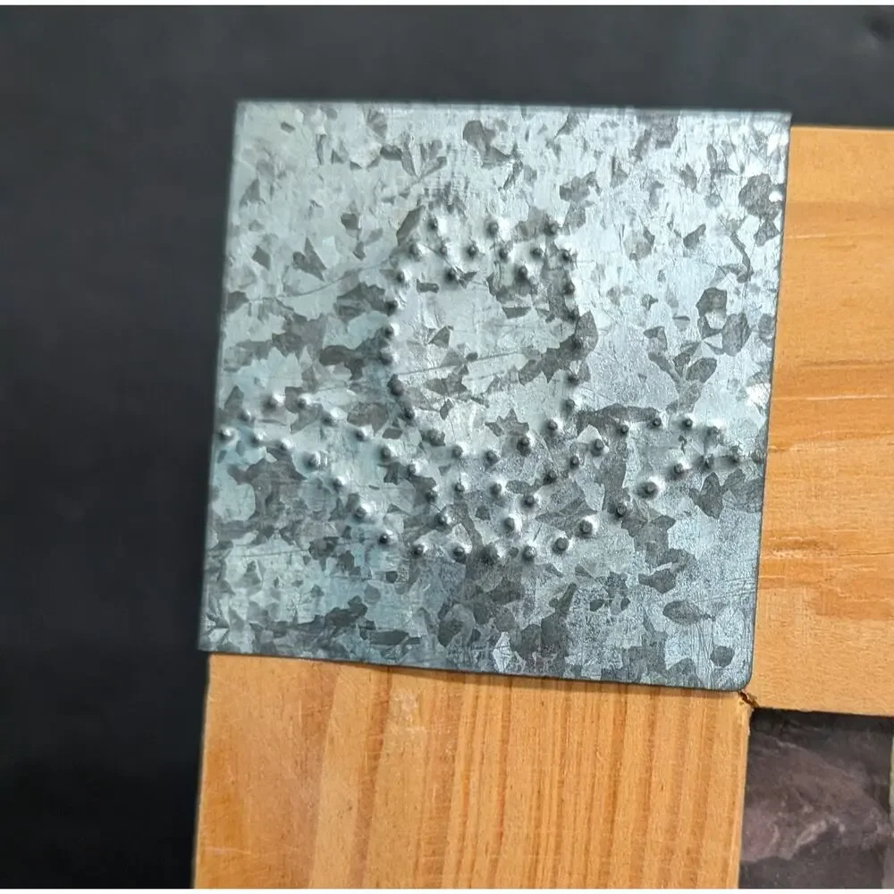 Rustic Farmhouse Wood Picture Frame 4x6 Galvanized Metal Punched Flower Corners